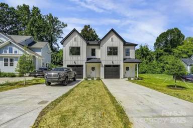 Main picture of 3127 Columbus Cir