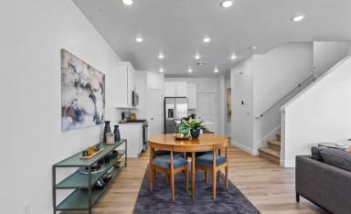 Main picture of 488 W Greenstone Pl