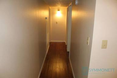 Main picture of 2301 7th St NW