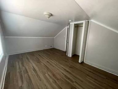 Main picture of 520 N Dexter St