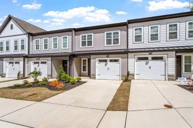 Main picture of 721 Jamescroft Way