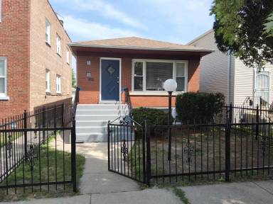 Main picture of 318 W 97th St