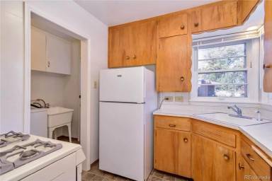 Main picture of 2601 S Gilpin St