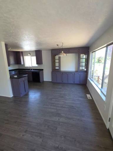 Main picture of 9247 Fairway Dr