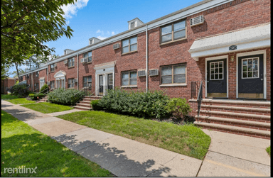 Main picture of Skyline Apartments