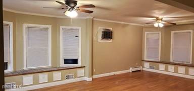 Main picture of 423 Main St