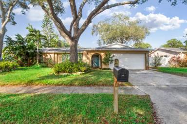 Main picture of 8350 Monarch Cir