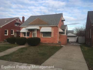 Main picture of 20928 Universal Ave