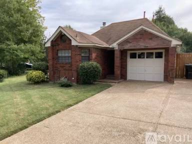 Main picture of 5463 Pine Oak Ln