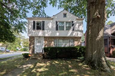 Main picture of 3827 Covington Rd