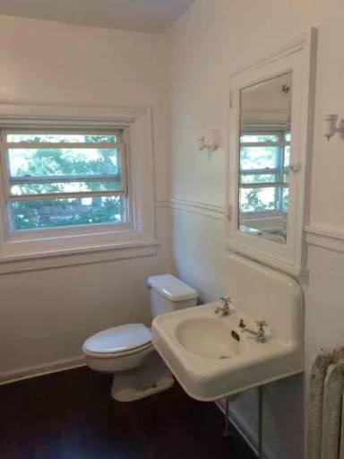 Main picture of 616 Napoleon St