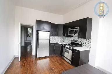 Main picture of 618 Lafayette Ave
