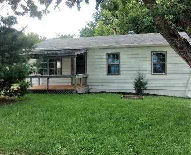 Main picture of 7664 S 41st Ave