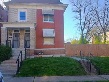 Main picture of 1312 Temple Pl