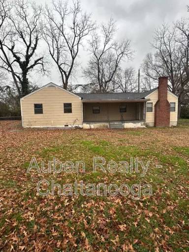 Main picture of 105 Hunt Ave