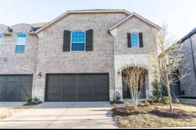 Main picture of 3916 Lucan Ln