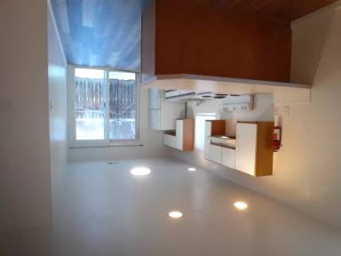 Main picture of 2615 W 4th St