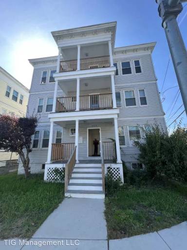 Main picture of 939 Morton St