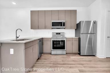 Main picture of 525 Parkway Dr NE