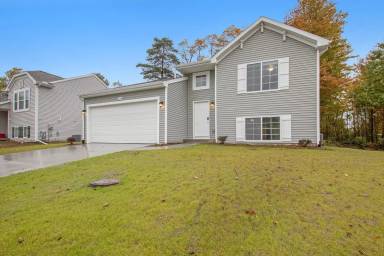 Main picture of 4444 Soya Ave