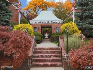Main picture of 151 E Palisade Ave