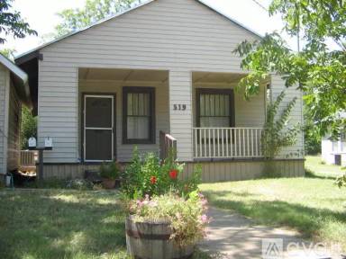 Main picture of 519 Amarillo St