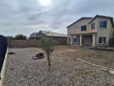 Main picture of 1280 E Saddle Way