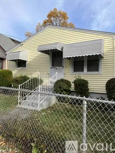 Main picture of 87 Pinehurst Ave