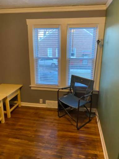 Main picture of 15110 Winthrop St