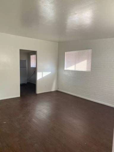 Main picture of 2116 N Madelyn Ave