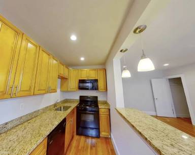 Main picture of 136-38 Highland Ave