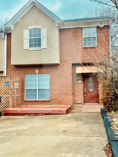 Main picture of 725 3rd St NE