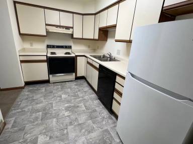 Main picture of 2801 Dryden Dr