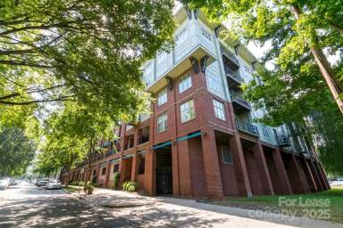 Main picture of 1st Row Warehouse Lofts