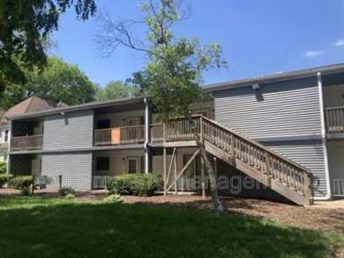 Main picture of 800 W Church St