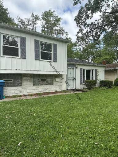 Main picture of 1847 Reichert Ave