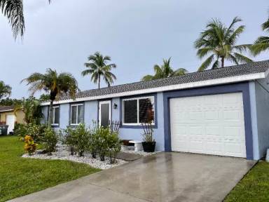 Main picture of 8084 Saint John Ave E