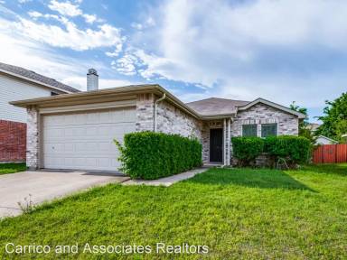 Main picture of 822 Hontley Dr