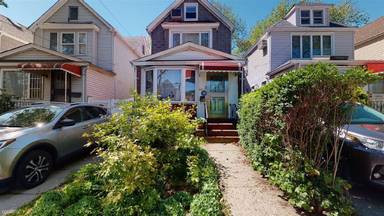 Main picture of 6822 Loubet St