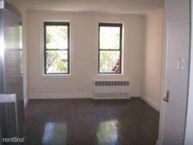 Main picture of 409 E 81st St