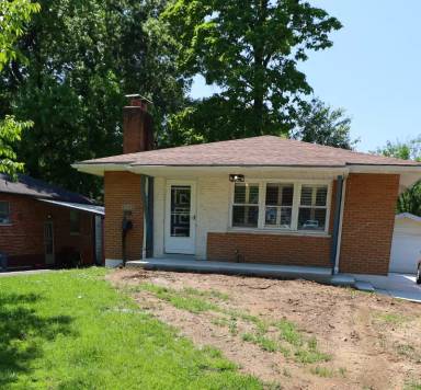 Main picture of 1041 Martha Ln