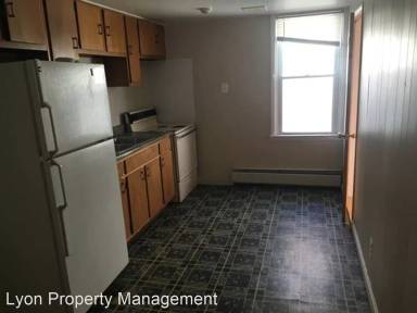 Main picture of 84 Spring St