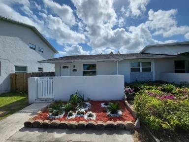 Main picture of 20526 SW 92nd Ct