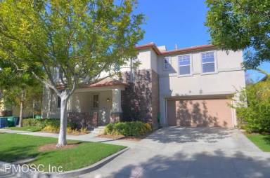 Main picture of 49 Iron Horse Trl