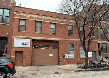 Main picture of 446 N May St