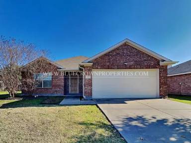 Main picture of 315 Long Prairie Dr