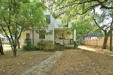 Main picture of 2305 Longview St