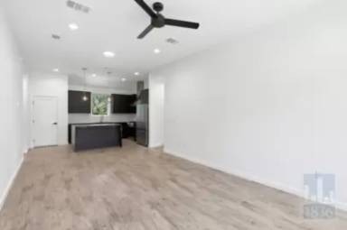 Main picture of 505 Thelma Dr