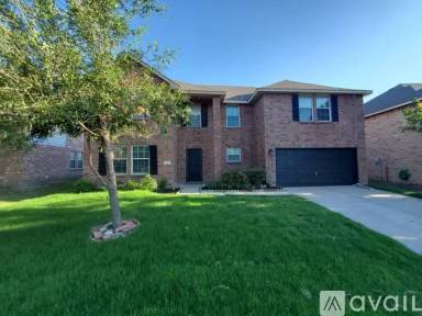 Main picture of 925 Oakcrest Dr