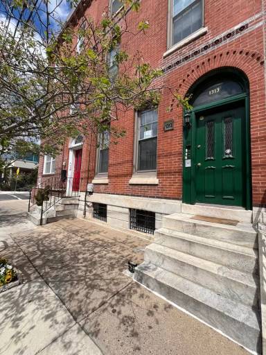 Main picture of 1313 Federal St